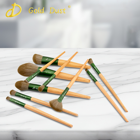 Pędzle do makijażu zielone 11w1